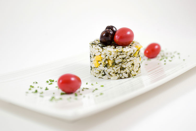 insalata di riso vegetariana